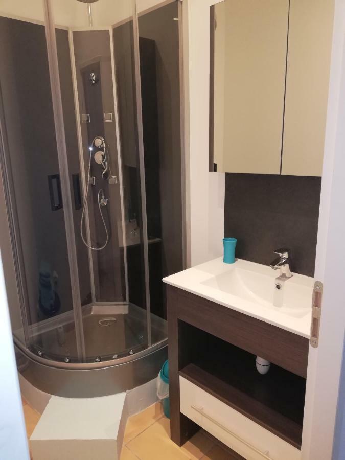 Au Sabluline Chambres D'Hotes Gites دْراجينْيا المظهر الخارجي الصورة